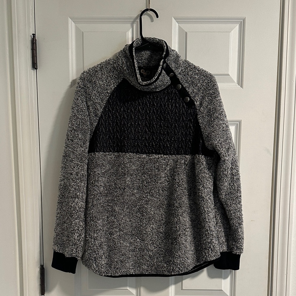 NWOT Wooly Bully Wear Grey Sherpa Turtleneck Jacket size M - Picture 1 of 12